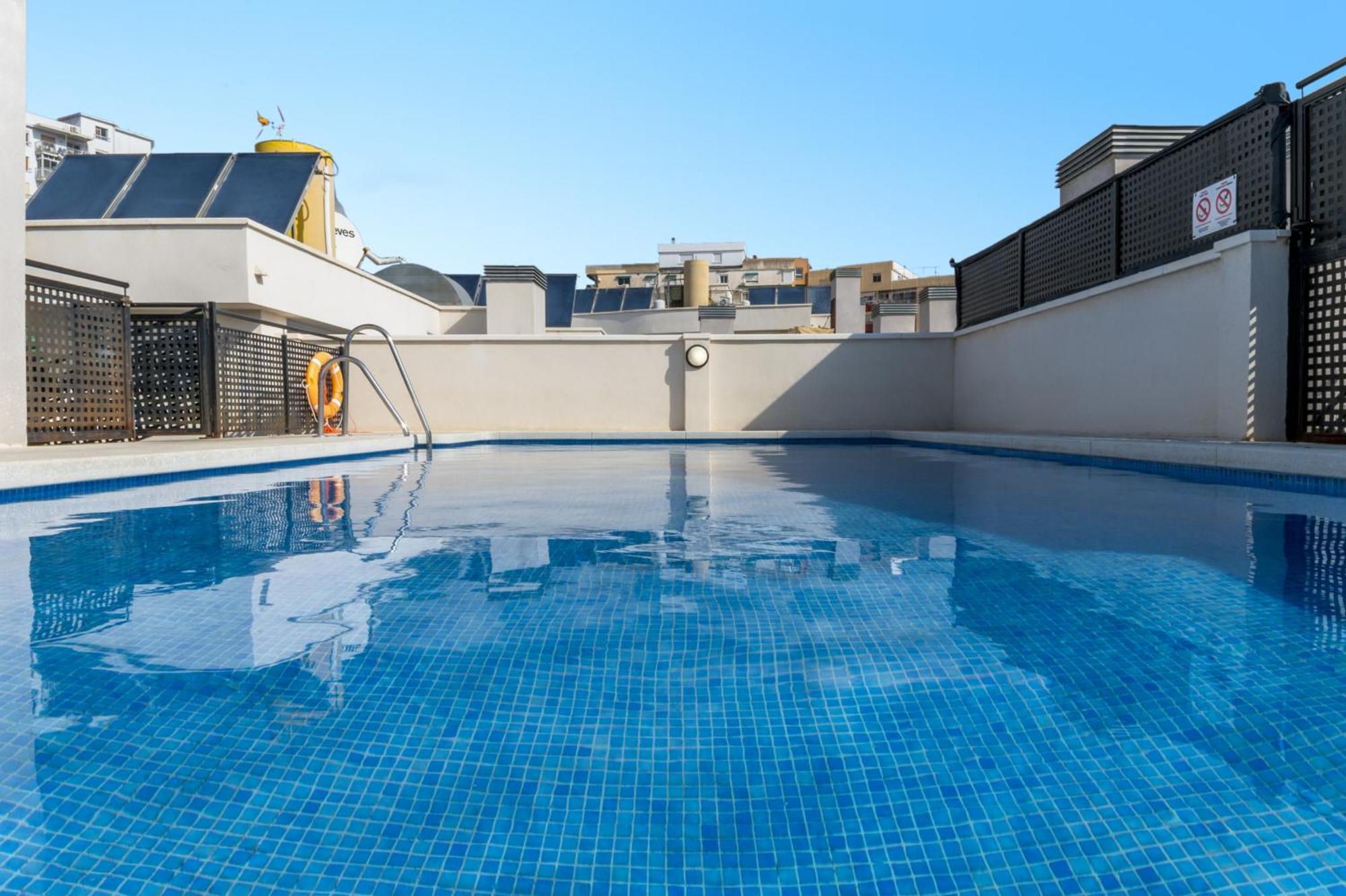 -Malagasunapts-City Centre Terrace Pool Parking Exterior foto